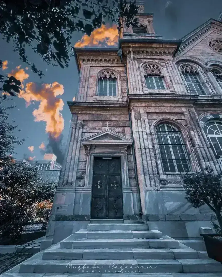 Aya Triada Rum Ortodoks Kilisesi: İstanbul'un Gizli Hazineleri 2 Fotoloji - Taksim Aya Triada Rum Ortodoks Kilisesi