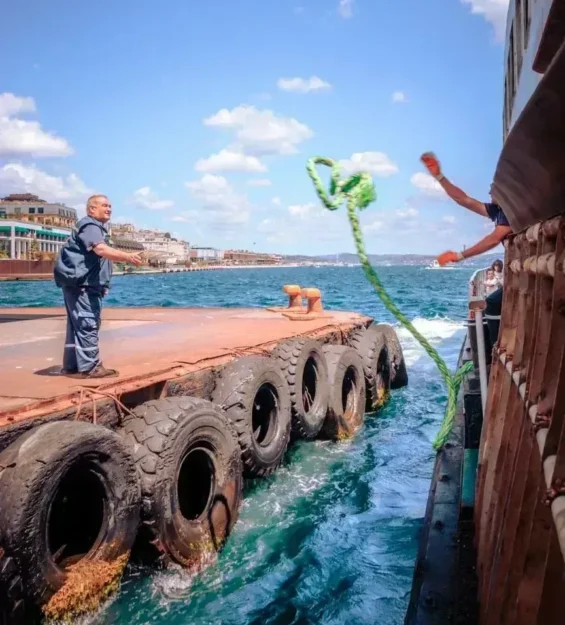 Karakoy Iskelesi Istanbulun Gozbebegi