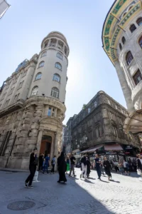 Mimari: Yapıların Ruhu 25 Mimari 00048