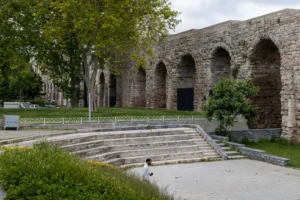 Mimari: Yapıların Ruhu 4 Mimari 00050