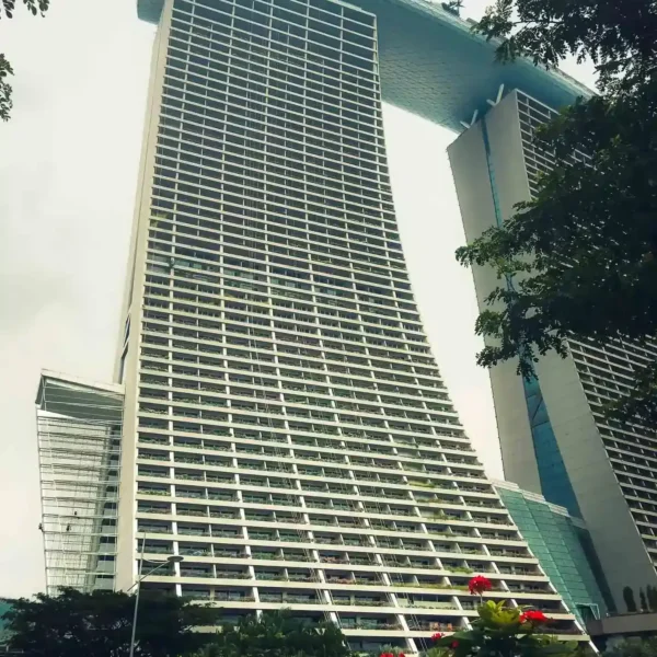 Singapur'un ikonik Marina Bay Sands mimarisi