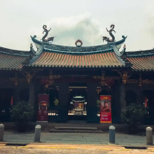 Singapur tapınağı mimarisi