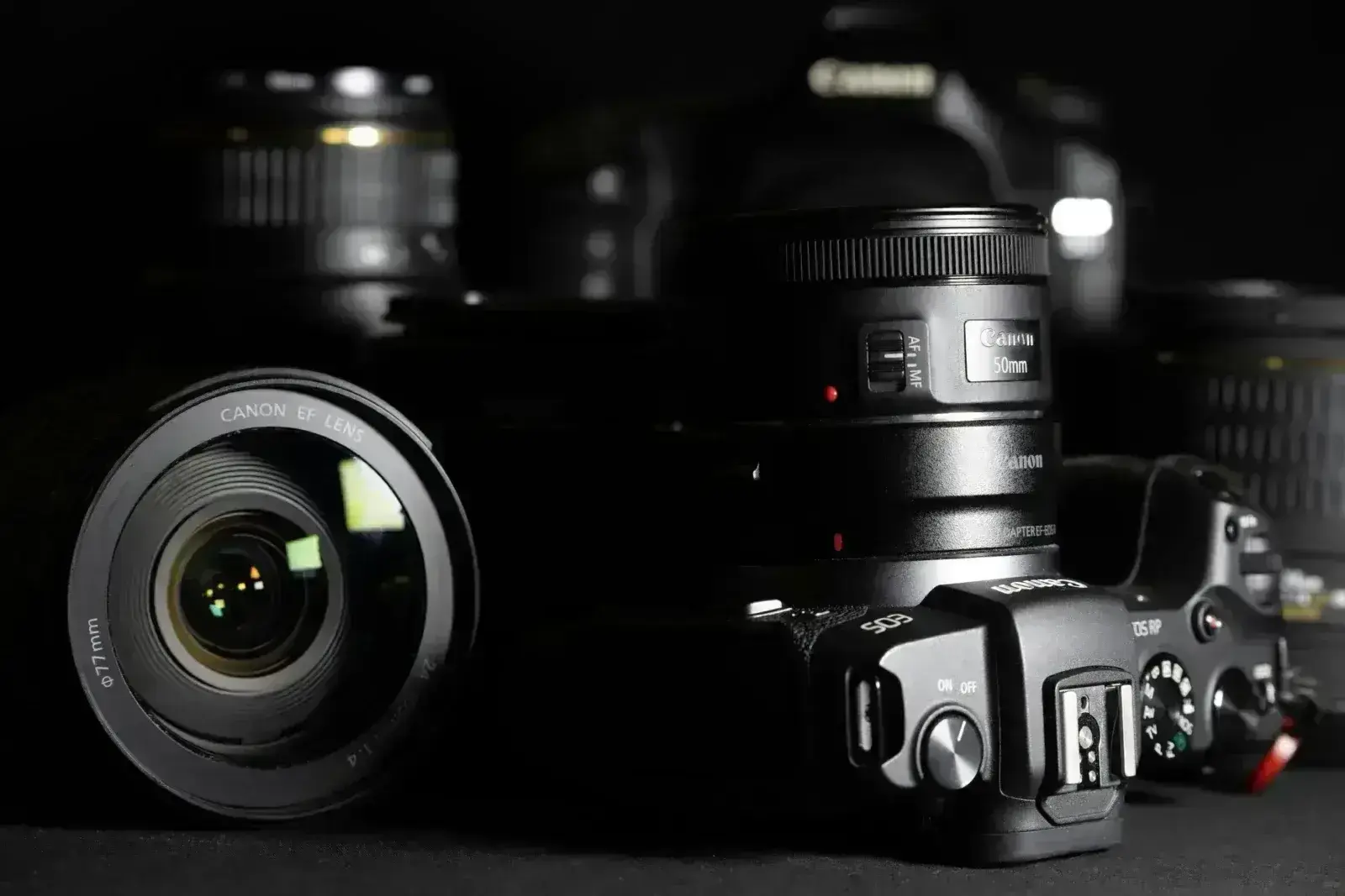 50 mm lens ve Canon EF lensli Canon EOS RP aynasız kamera, kamera incelemesi